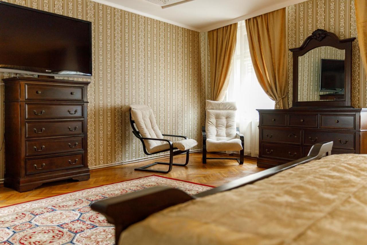 Imperial Boutique Apartman Brassó Kültér fotó